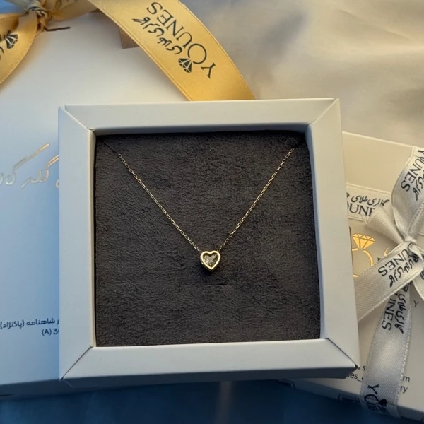 گردنبند قلب مینیمال کرم طلا